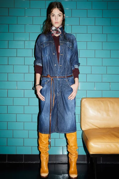 Look 24